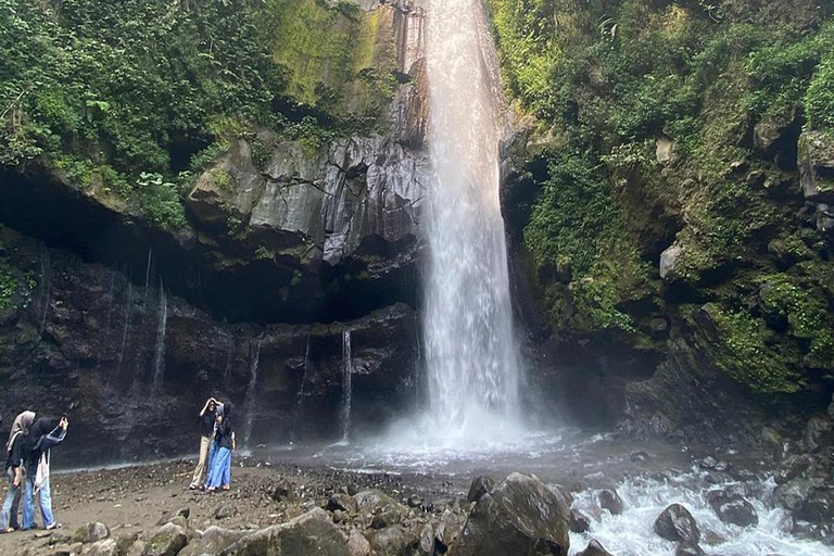 Mount Merapi Jeep Adventure: Thrilling Off-Road Tour Merapi Jeep Sunrise and Borobudur Tour