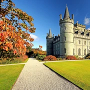 From Edinburgh: West Highland Lochs and Castles Day Trip