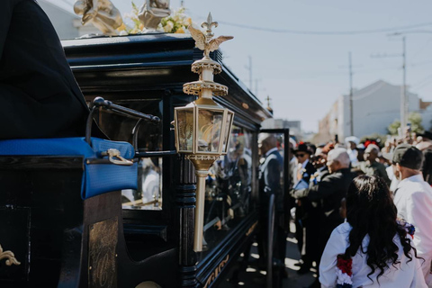 Second Line Tour &amp; Muziekbeleving