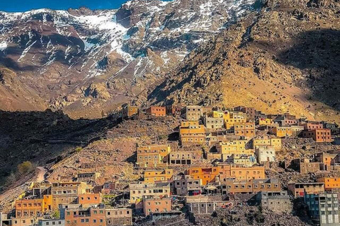 Marrakech: Montagna dell&#039;Atlante e viaggio nelle tre valli, giro in cammelloMarrakech: Escursione di un giorno sulle montagne dell&#039;Atlante, giro in cammello, pranzo