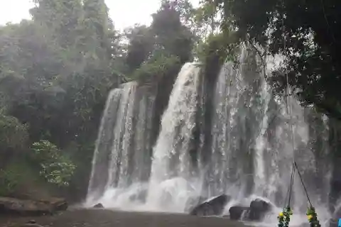 Siem Reap: Excursão a Phnom Kulen, Banteay Srei e Banteay Samre