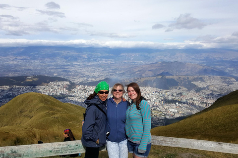 Quito Full-Day: Teleférico, Old Town & Middle of the World