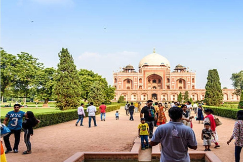 Delhi: oude en nieuwe Delhi, rondleiding van een hele of halve dagHaif-Day New Delhi Tour met auto, gids en chauffeur