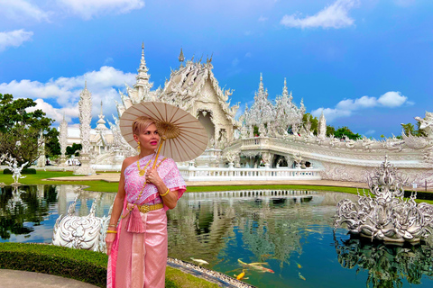 Chiang Mai: Chiang Rai-White-Blue-Big Buddha &amp; Lalitta Café[Privat] Chiang Rai-Weiß-Blau-Big Buddha &amp; Lalitta Café