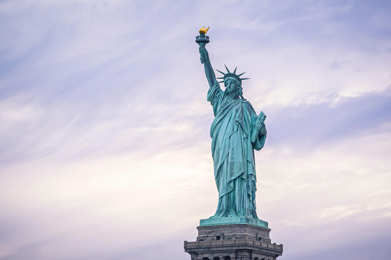 New York : Ellis Island et statue de la LibertéVisite en anglais