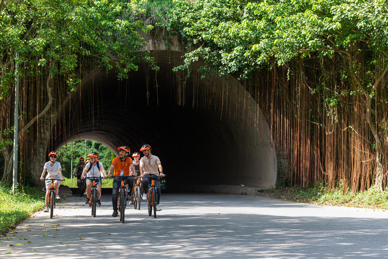 Desde Hanói: Excursión de 2 días a Ninh Binh, Hoa Lu y Trang An