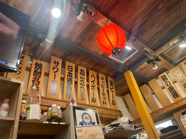 Tokyo Ueno local Izakaya experiencein Ameyoko Drinking tour