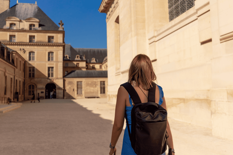 Paris: Les Invalides & Napoleon's Tomb Guided Tour Napoleon's Tomb and Army Museum Full Tour - Standard Group