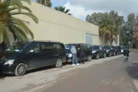 One Way Transfer from Fes To Chefchaouen Via Volubilis