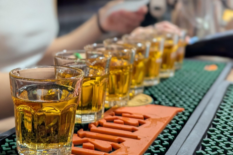 Budapest: Ruin Bars, Street Art, and Jewish Quarter Tour Budapest: Ruin Bars, Street Art, and Jewish Quarter Tour