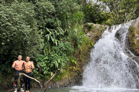 Depuis Medellín : trois chutes d&#039;eau en une journée