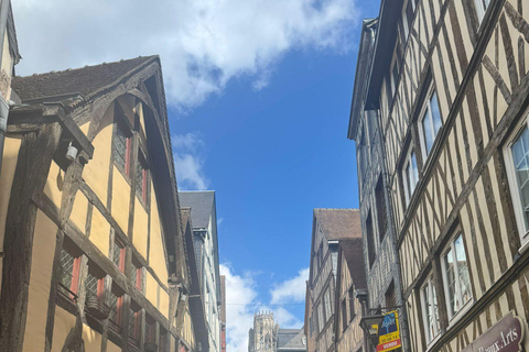 Rouen: Gothic Cathedral & Joan of Arc Walking Tour