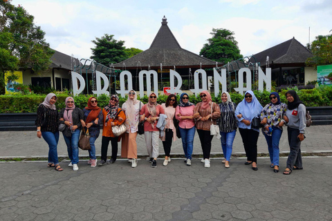 Semarang: Borobudur & Prambanan Shore Excursion Semarang Cruise Ship to Borobudur Temple (All Inclusive)