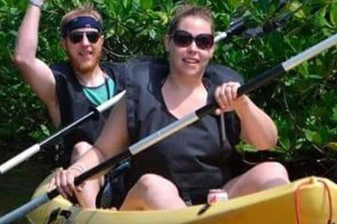 Zanzibar : excursion en kayak dans la forêt de mangrove et visite de la plage de PajeZanzibar : excursion en kayak dans la forêt de mangroves et visite de la plage de Paje