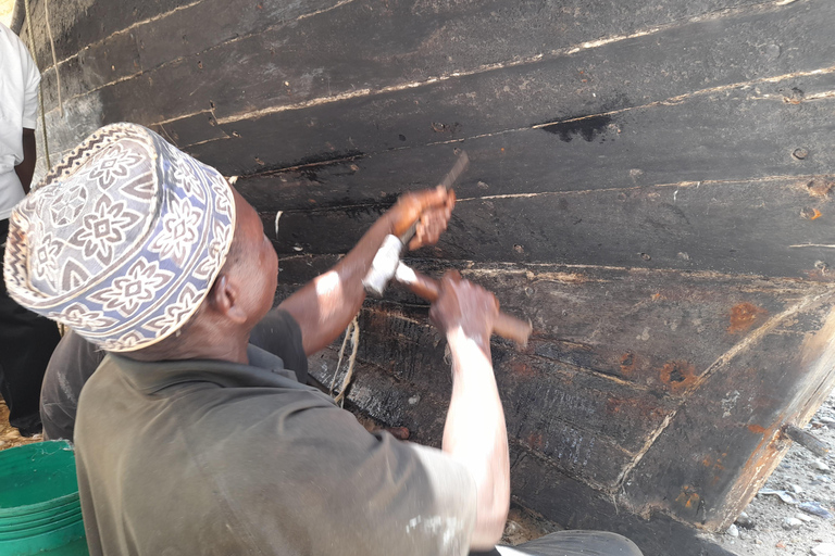 زنجبار: جولة ثقافية أصيلة في جزيرة تومباتو