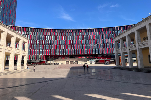 Tirana: Tour a pie con palco VIP del estadio Air Albania