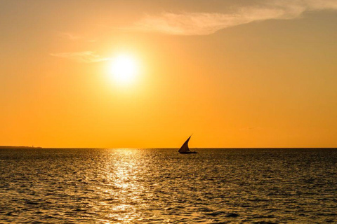 Zanzíbar: Crucero en dhow al atardecer desde Stone Town