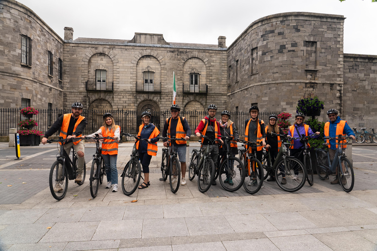 Dublin: Bike & E-Bike Tour with a Local Guide Dublin: Push Bike Tour with a Local Guide