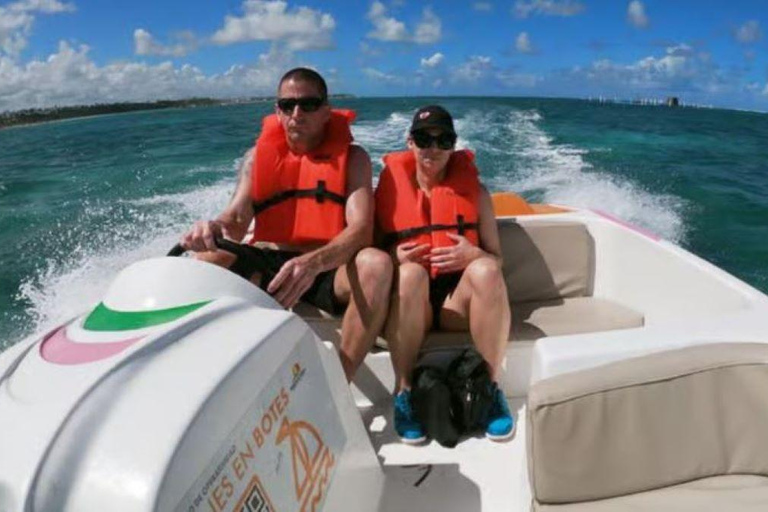 Punta Cana: Bávaro Beach Speedboat & Snorkeling Tour
