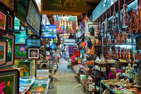 Phnom Penh: 10 Iconic Evening City Highlights by Tuk-Tuk