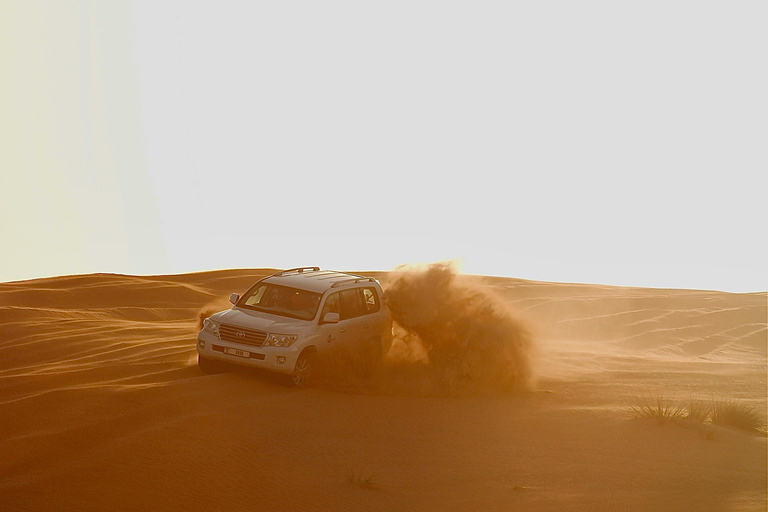 Doha: safari nel deserto con All-terrain vehicle/quad, giro in cammello e sandboardingTour di gruppo con giro in quad (All-terrain vehicle)