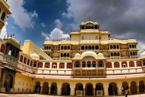 Full Day Jaipur Tour By Car With Professional Guide