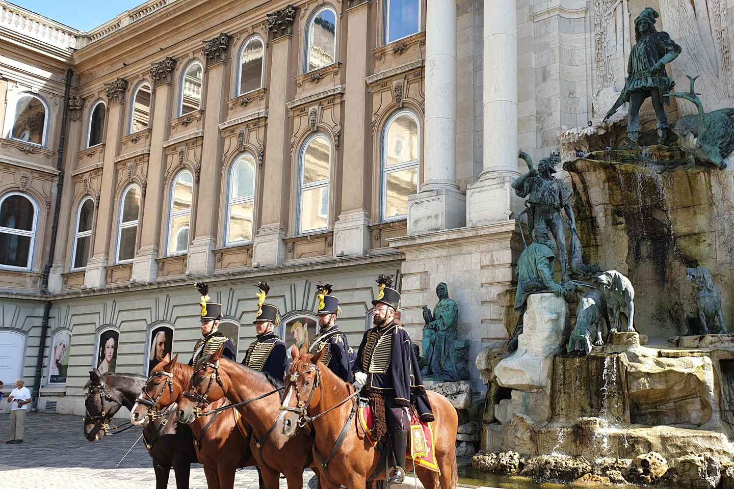 Einkareisn: Byrjaðu ferðalagið í Búdapest