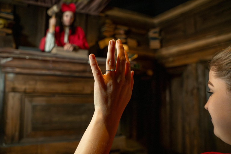 Berlin Dungeon: Bachelor Party Ticket Bachelor Package incl. Drink & Photo for German Show