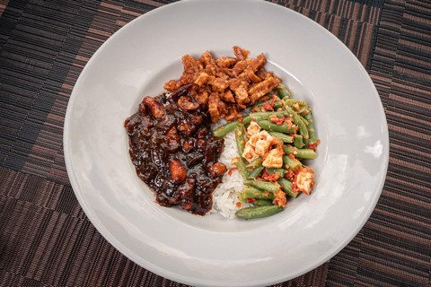 Delft: City Tour with Dutch Food and Drink