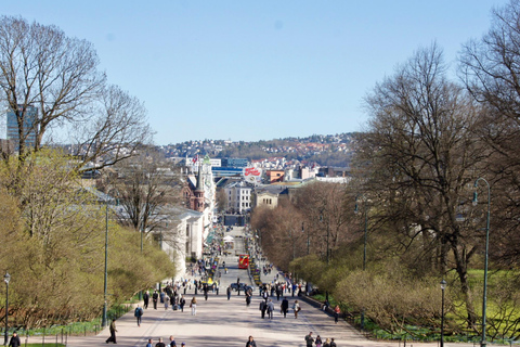 Oslo: From Fjord to Palace Walking Tour