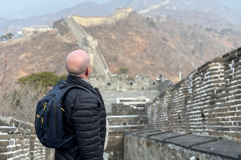 Beijing: Mutianyu Great Wall & Changling Tomb Private Tour transfer to Mutianyu Greatwall with tickets