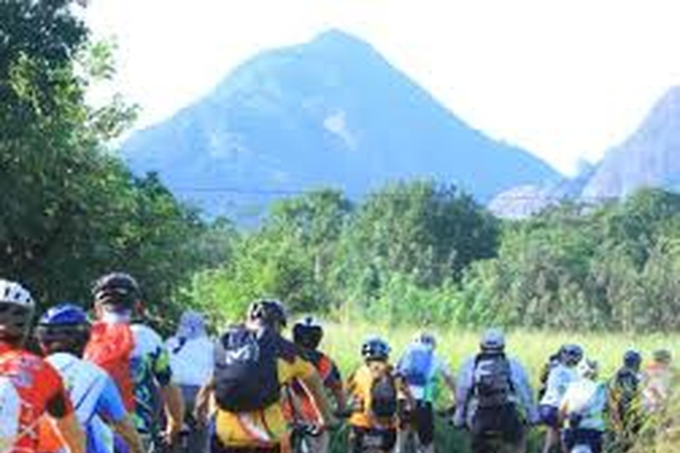 Aventura de bicicleta: Passeio de Bandarawela a Karadagolla