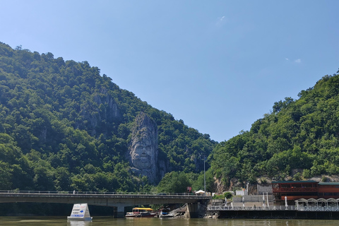 Fortezza di Golubac e Porte di Ferro + giro in barca opzionale