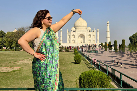 Classic Golden Triangle Tour by Private Car – 4 Days Tour without Hotel Accommodation