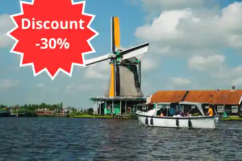 Zaanse Schans: Private Cruise + Live Guide, Optional Drinks
