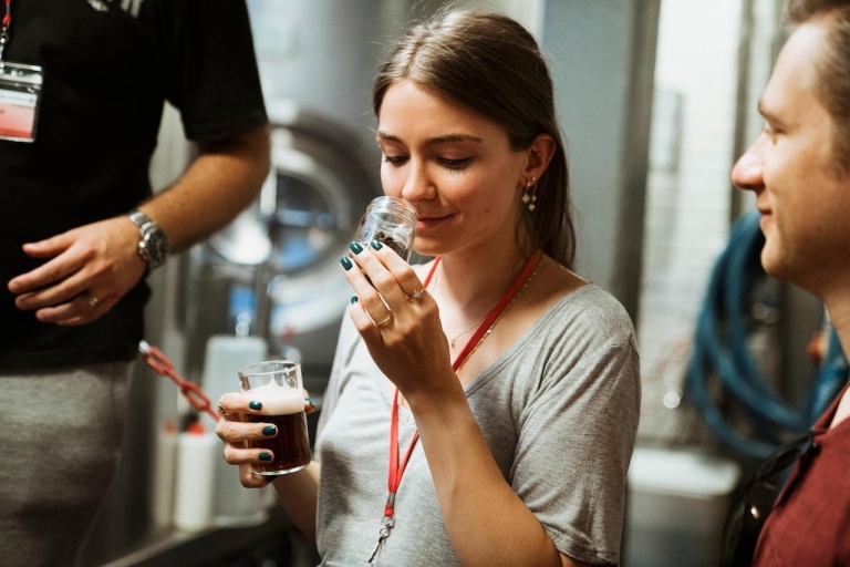 Düsseldorf: Wycieczka po browarze z degustacją piwa alternatywnegoWycieczka po browarze w języku angielskim