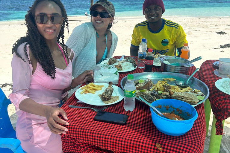 Praia de Nakupenda Sandbank com almoço com churrasco