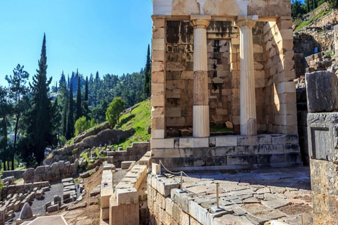 Delphi:Oracle & Ancient Wonders Private Day Tour from Athens