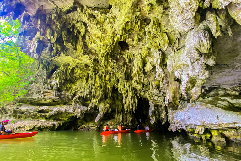 Vanuit Krabi: Kajakavontuur in de zeegrot van Bor Thor voor een hele dag