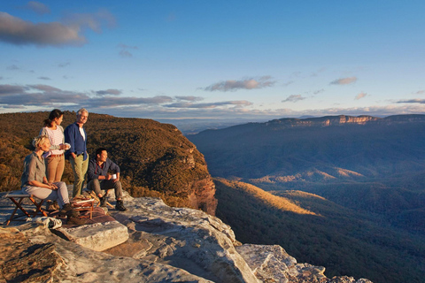 Sydney: Blue Mountains Tour with Scenic World & Sydney Zoo Join In Small Group Tour (Group of 14)
