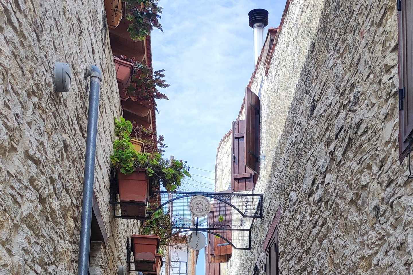 Paphos: Troodos Mountains Villages Tour with Wine Tasting