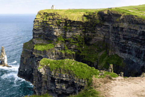 From Dublin: Cliffs of Moher, Boat Tour & Ailwee Caves