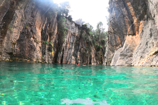 Vanuit Valencia: thermale baden van Montanejos, wandeltocht, raften of ontspannen
