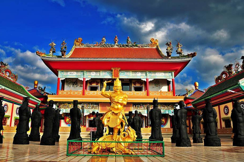 Pattaya: Khao Chi Chan, Viharn Sien & Floating Market