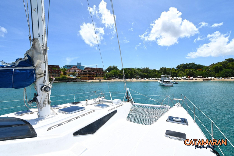 Private Party boat catamaran excursion + drinks and Barbecue Sosua and Puerto Plata in Private Catamarán2