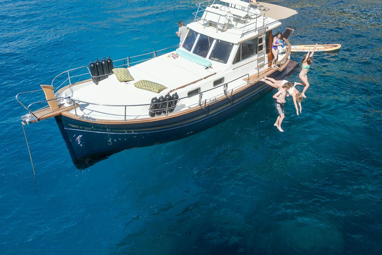 Full Day boat charter on Traditional Balearic Yacht in Ibiza