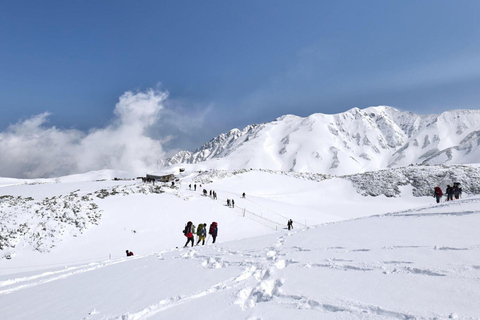 Dagstur från Kanazawa/Toyama: Snövägg och mystisk dalAnslut från Kanazawa Station