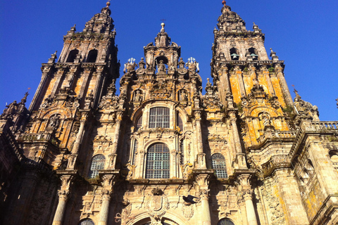 Santiago de Compostela: Privater Transfer nach Oporto