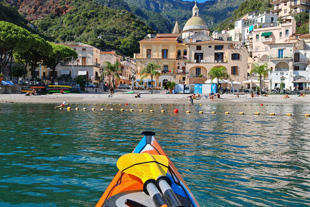 Vietri sul Mare: Amalfi Coast Kayak Private Tour