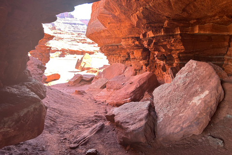 Moab: Private Scenic Jeep Tour with Guide